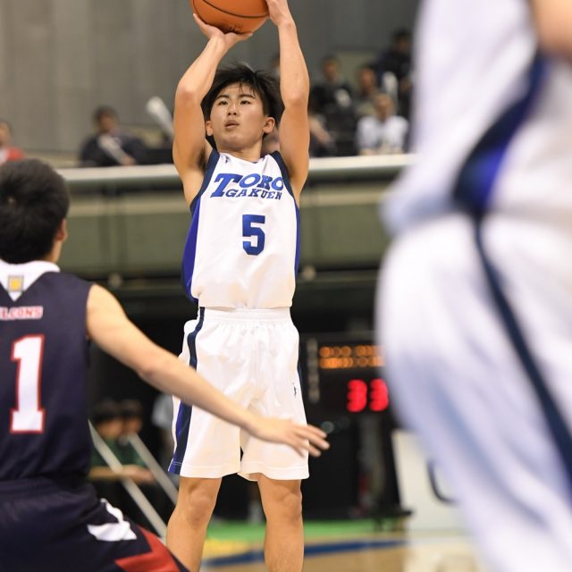 男子2回戦　桐光学園(神奈川)　74-83　育英(兵庫)